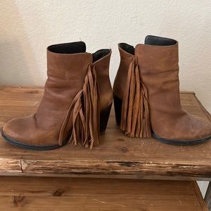 Steve Madden brown leather fringe bootie